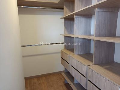 Apartamento en arriendo en Camino Verde, Envigado · foto 11 de 18