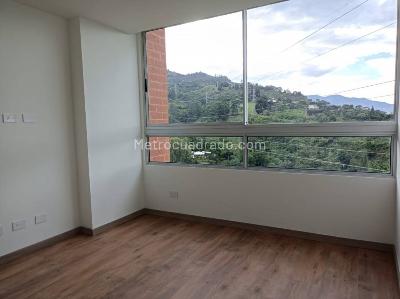 Apartamento en arriendo en Camino Verde, Envigado · foto 13 de 18