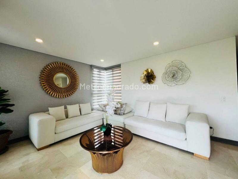 Apartamento Amplio de 3 Alcobas en Loma de los Parra - 7