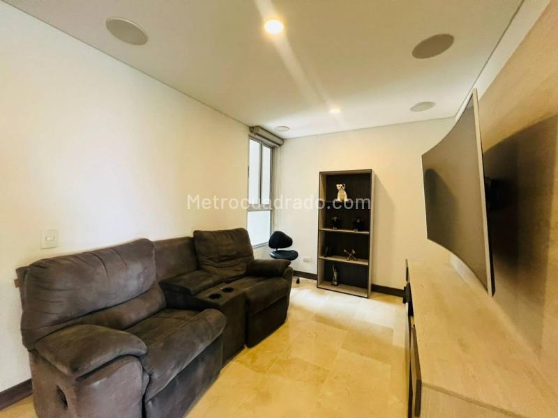 Apartamento Amplio de 3 Alcobas en Loma de los Parra - 8