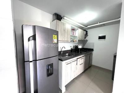 Apartamento de 3 alcobas en venta en Maria Auxiliadora, Sabaneta, 51 m² · foto 2 de 18