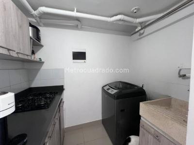 Apartamento de 3 alcobas en venta en Maria Auxiliadora, Sabaneta, 51 m² · foto 14 de 18