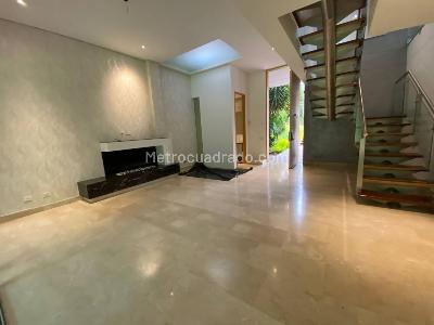 Casa en arriendo en Envigado, Envigado · foto 3 de 20