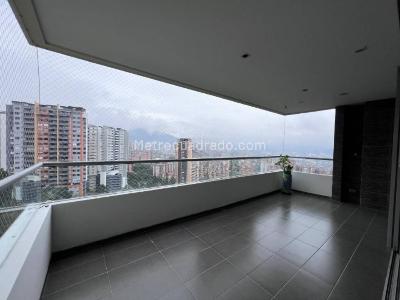 Apartamento de 3 alcobas en venta en Loma Del Esmeraldal, Envigado, 155 m² · foto 7 de 20
