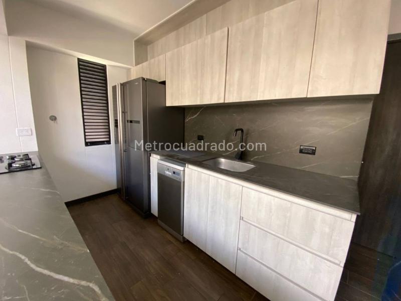 Apartamento Dúplex de 3 Habitaciones en El Retiro