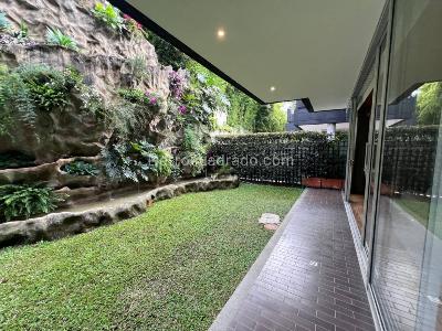 Casa de 4 alcobas en venta en Loma El Atravesado, Envigado, 396 m² · foto 5 de 20
