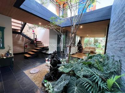 Casa de 4 alcobas en venta en Loma El Atravesado, Envigado, 396 m² · foto 8 de 20