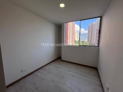 Apartamento de 3 alcobas en venta en Suramerica, Itagüí, 77 m² · foto 7 de 20