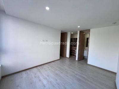 Apartamento de 3 alcobas en venta en Suramerica, Itagüí, 77 m² · foto 10 de 20