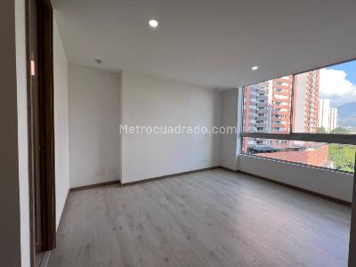 Apartamento de 3 alcobas en venta en Suramerica, Itagüí, 77 m² · foto 12 de 20