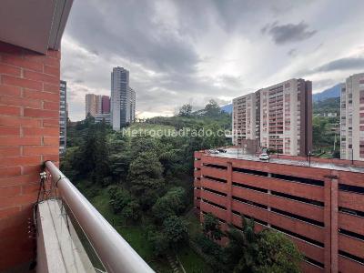 Apartamento en venta en Camino Verde, Envigado · foto 2 de 20