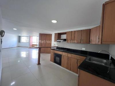 Apartamento de 3 alcobas en venta en Aves Maria, Sabaneta, 127 m² · foto 15 de 20