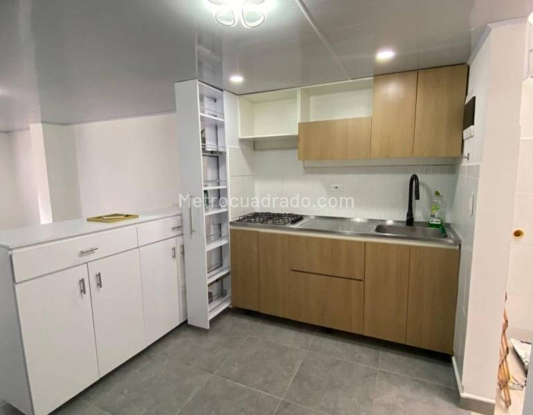 Comfortable 2BR House in Belen La Nubia - 3