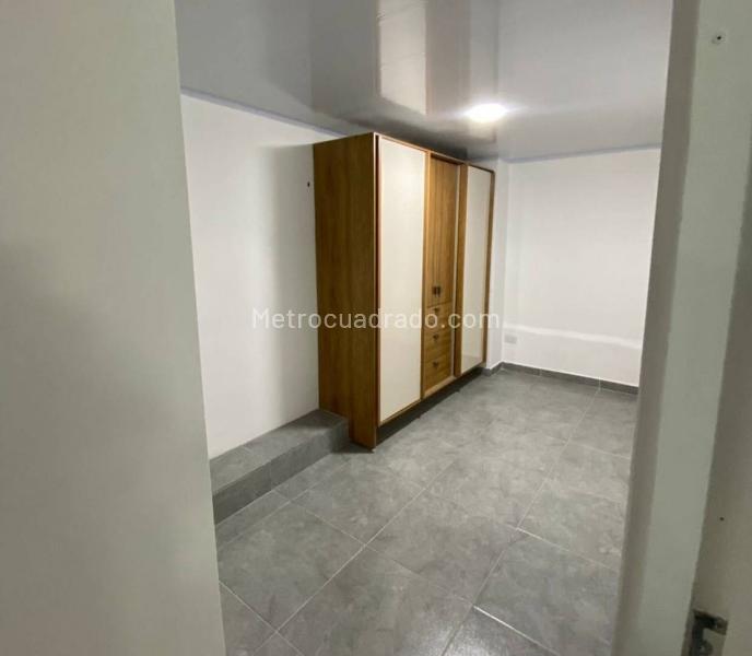 Comfortable 2BR House in Belen La Nubia - 9