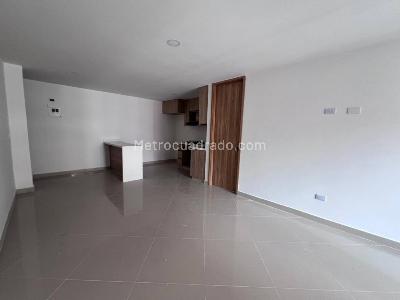 Apartamento de 3 alcobas en venta en Laureles, Medellín, 106 m² · foto 3 de 20