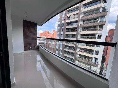 Apartamento de 3 alcobas en venta en Laureles, Medellín, 106 m² · foto 5 de 20