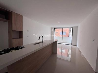 Apartamento de 3 alcobas en venta en Laureles, Medellín, 106 m² · foto 11 de 20