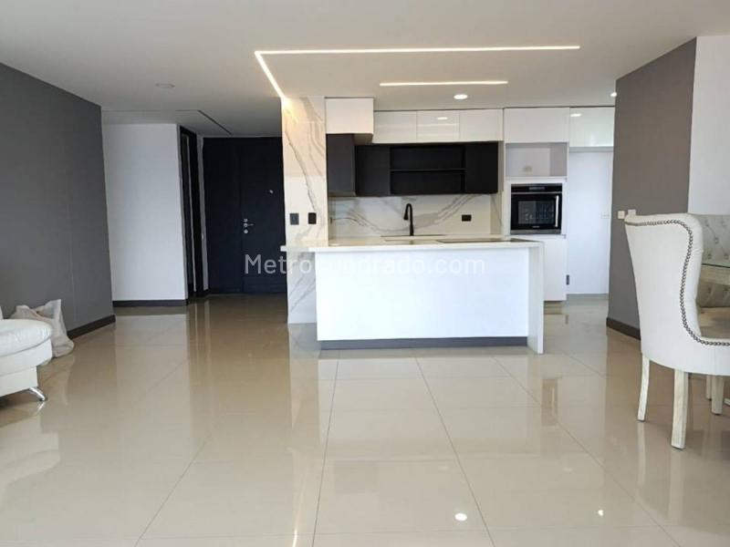 Apartamento elegante de 3 alcobas en La Calera - 2