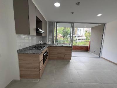 Apartamento de 2 alcobas en venta en La Doctora, Sabaneta, 55 m² · foto 3 de 18