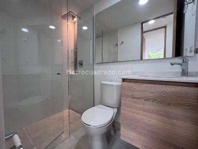 Apartamento de 2 alcobas en venta en La Doctora, Sabaneta, 55 m² · foto 12 de 18