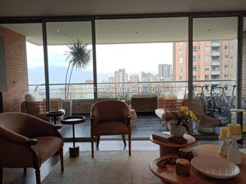 Stylish 3BR Apartment in Loma De Los Gonzalez - 3