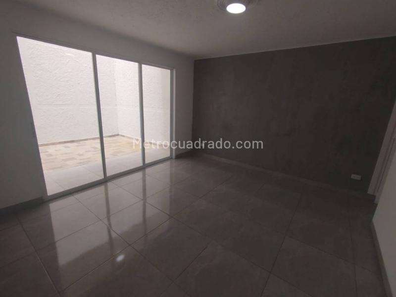 Casa Cómoda de 5 Alcobas en Floresta - 4