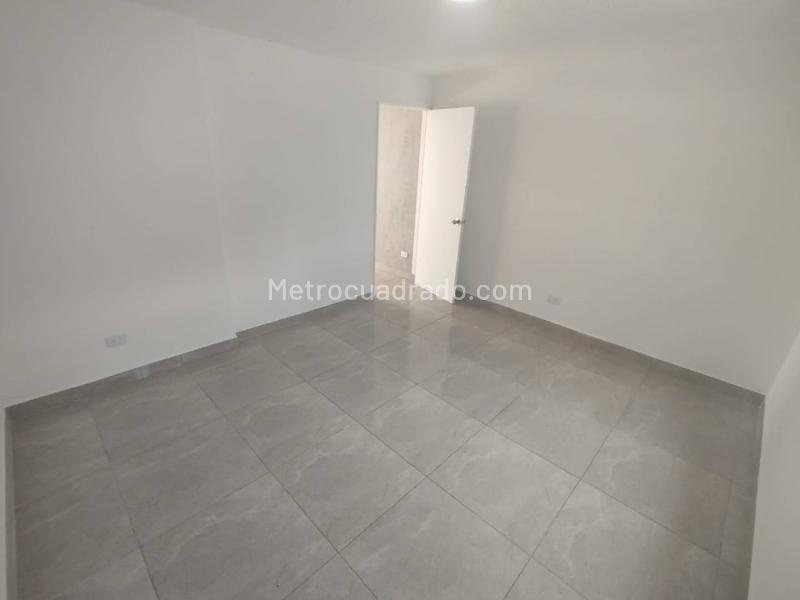 Casa Cómoda de 5 Alcobas en Floresta - 8