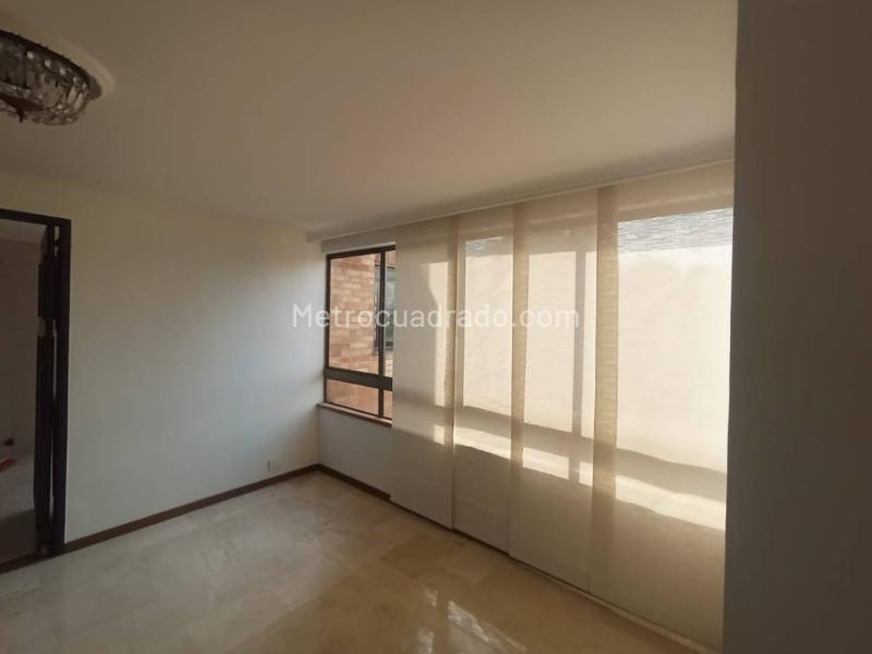 Comfortable 3BR Apartment in Loma De Los Parra - 7
