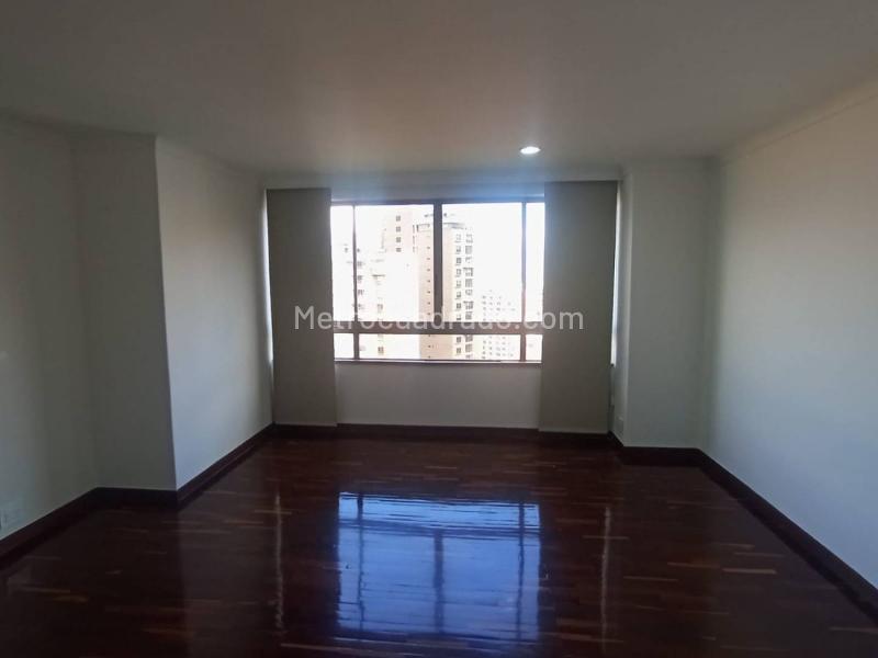 Comfortable 3BR Apartment in Loma De Los Parra - 9