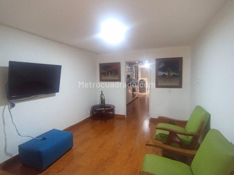 Spacious 2BR Apartment in Belen La Palma - 2