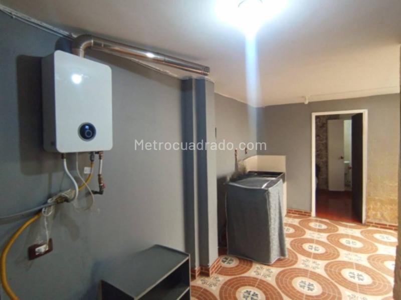 Spacious 2BR Apartment in Belen La Palma - 6