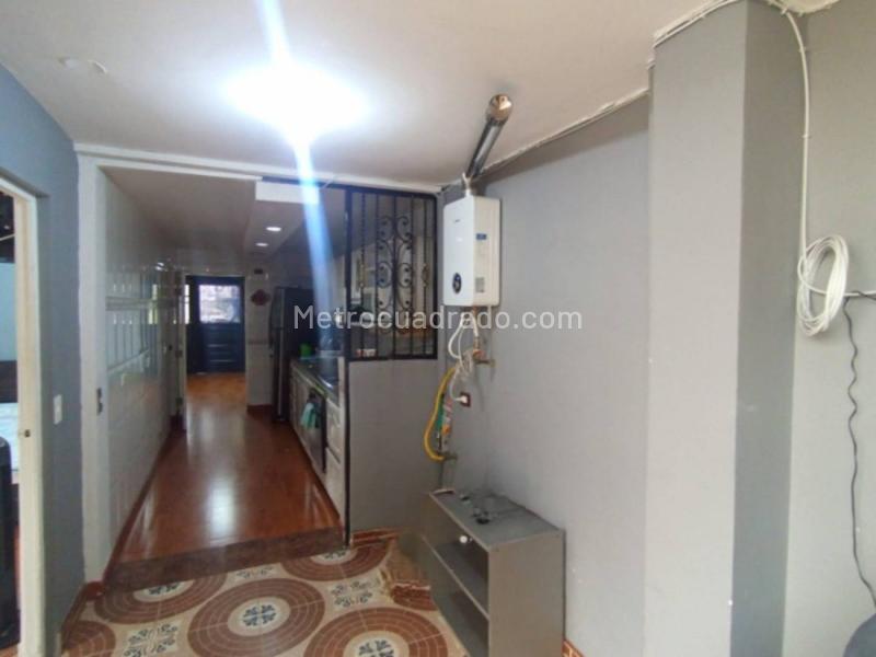Spacious 2BR Apartment in Belen La Palma - 7