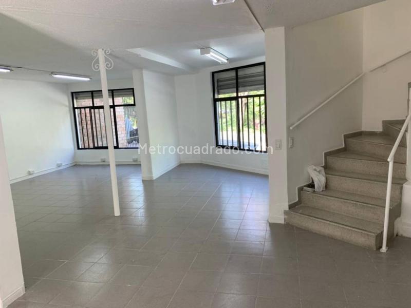 Casa Comercial en Arriendo en Conquistadores - 2