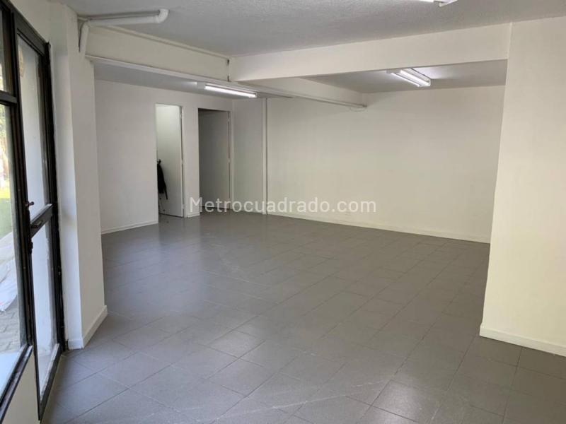 Casa Comercial en Arriendo en Conquistadores - 3