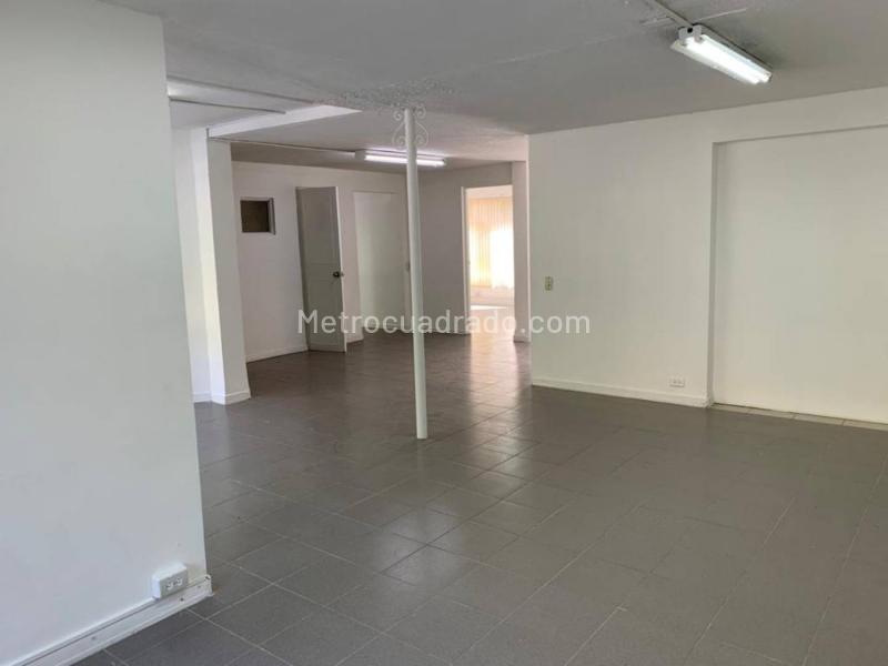 Casa Comercial en Arriendo en Conquistadores - 5