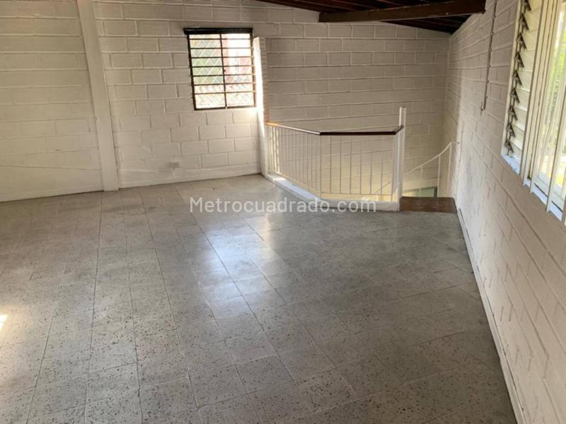 Casa Comercial en Arriendo en Conquistadores - 8