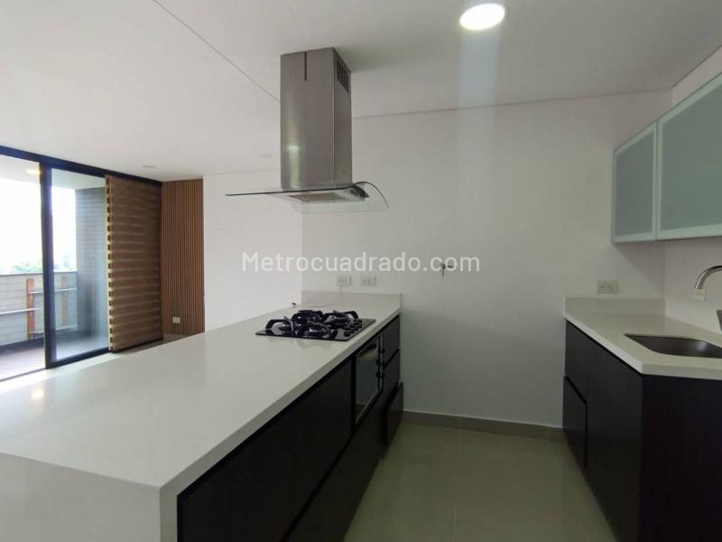 2BR Apartment in Zuñiga (78 m²) - 4