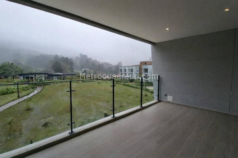 2BR Apartment in Sajonia (110 m²)