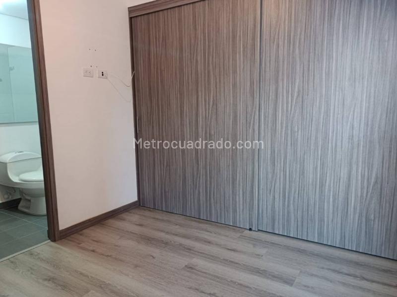 Apartamento de 2 Alcobas con Vistas Panorámicas en Las Palmas - 9