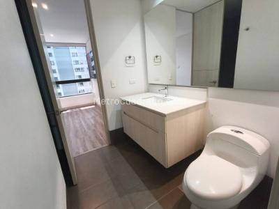 Apartaestudio en arriendo en Loma De Los Gonzalez, Medellín, 60 m² · foto 10 de 13