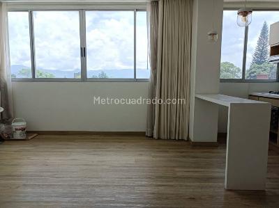 Apartaestudio en arriendo en Cola Del Zorro, Medellín, 58 m² · foto 2 de 13
