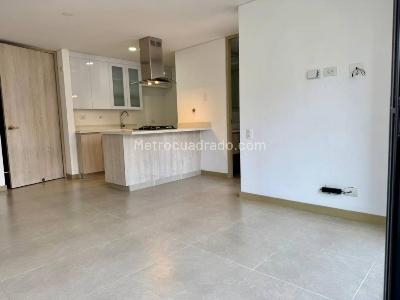 Apartamento en venta en Loma De Las Brujas, Envigado · foto 3 de 17