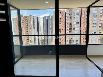 Apartamento en venta en Loma De Las Brujas, Envigado · foto 4 de 17