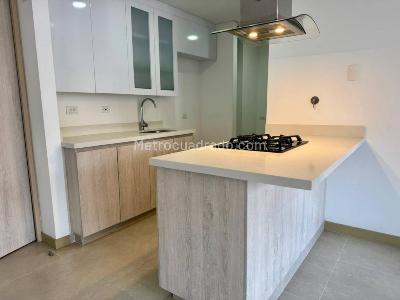 Apartamento en venta en Loma De Las Brujas, Envigado · foto 6 de 17