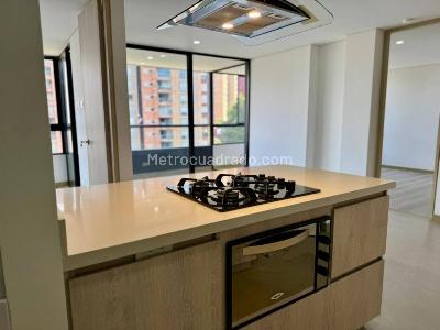 Apartamento en venta en Loma De Las Brujas, Envigado · foto 8 de 17
