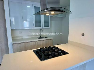 Apartamento en venta en Loma De Las Brujas, Envigado · foto 9 de 17