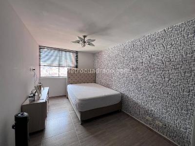 Apartamento de 2 alcobas en venta en Niquia, Bello, 55 m² · foto 5 de 20