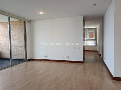 Apartamento en arriendo en Loma De Los Gonzalez, Medellín · foto 4 de 20