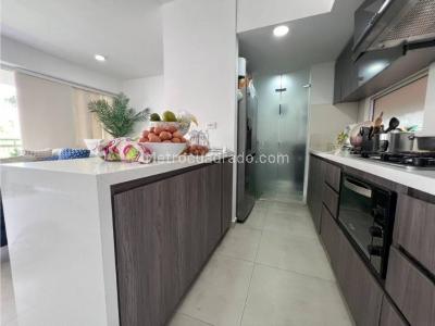 Apartamento de 3 alcobas en venta en Calasanz, Medellín, 93 m² · foto 8 de 20