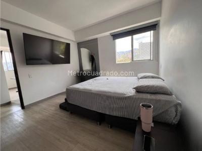 Apartamento de 3 alcobas en venta en Calasanz, Medellín, 93 m² · foto 12 de 20